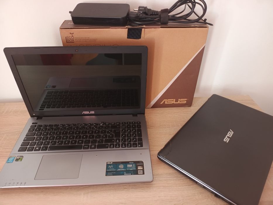 Laptop Asus R510J