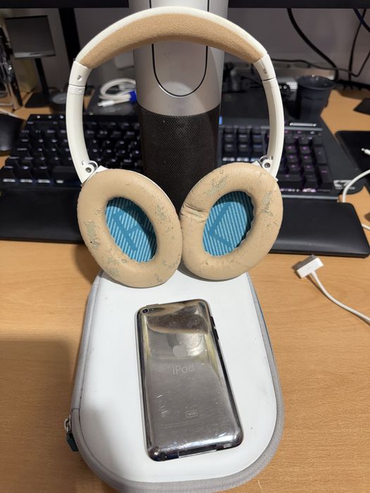 Ipod Touch 4 si Bose QC25 -old school