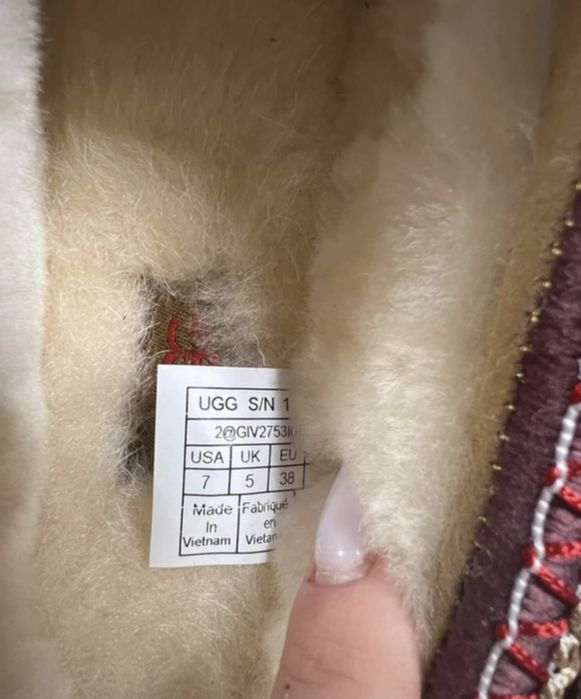 Ugg tazz 38 noi.