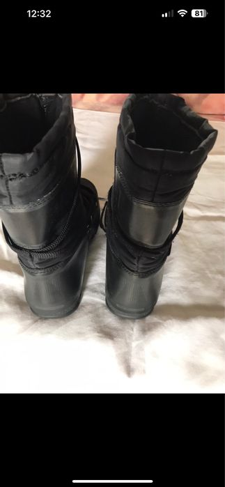 moon boot-uri impecabile