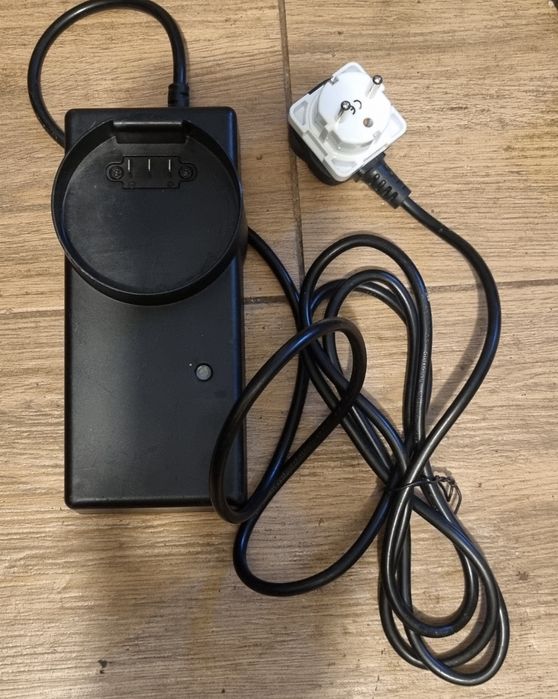 Incarcator li-ion 42v Gtech CH08