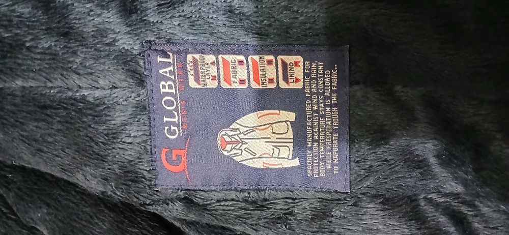 Продам тёплую куртку