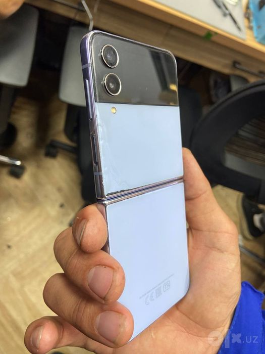 Z  Flip 4  128Gb