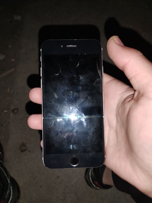 Продам телефон iphone 6