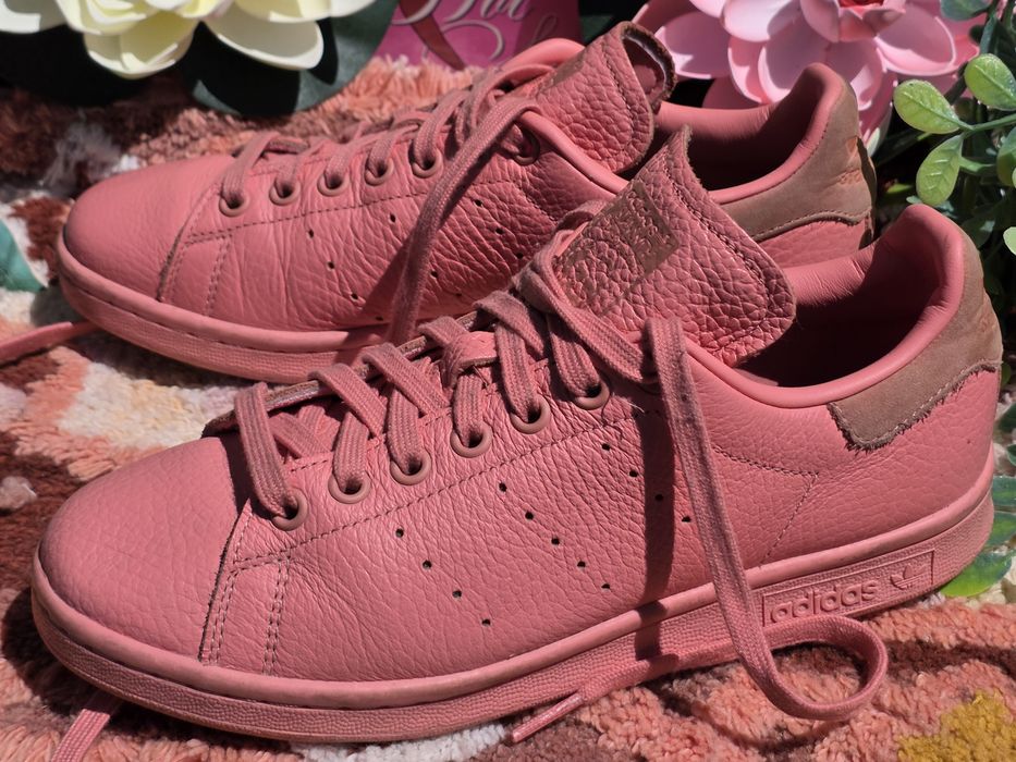 Adidas Sam Smith кецове от кожа в неоново розово