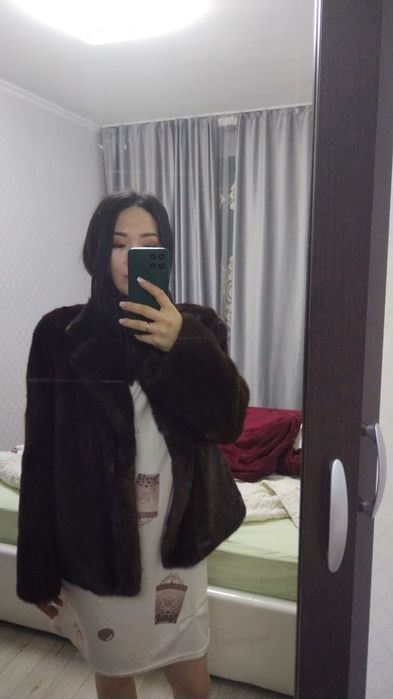 Продам шубу норковую