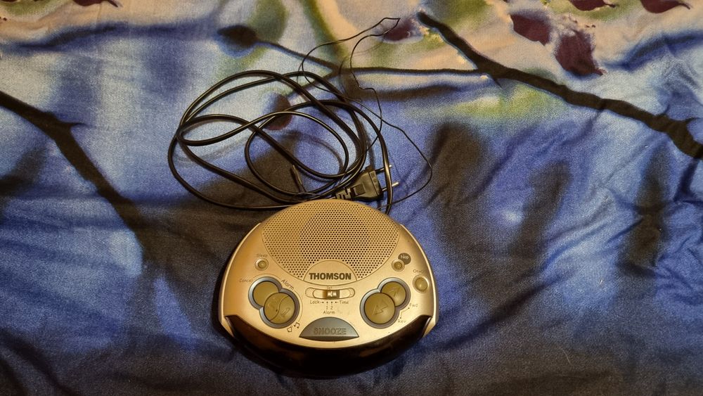 Vând Radio cu Ceas Thomson RR65, În stare foarte bună