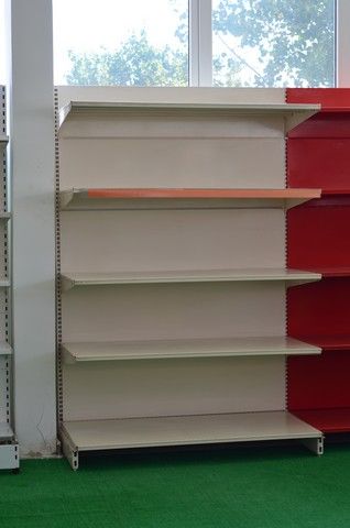 Метални стелажи тип гондола и крайстенни стелажи