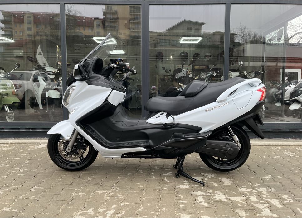 Suzuki Burgman 650 cc - Garantie - Transport Gratuit -