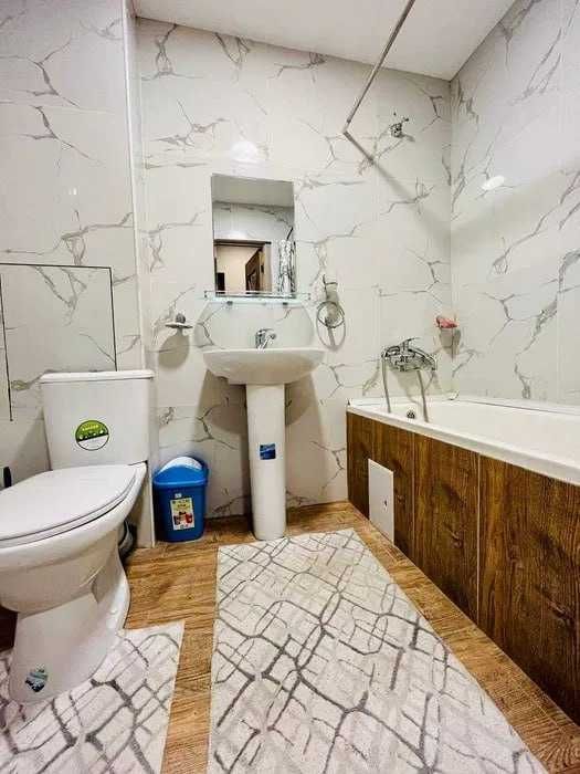 СРОЧНО только для семей сдаётся  2Х  квартира на Дружбе Народов !