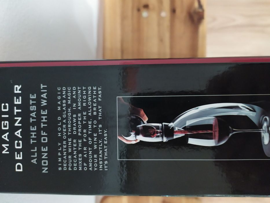 Луксозен диспенсър за вино