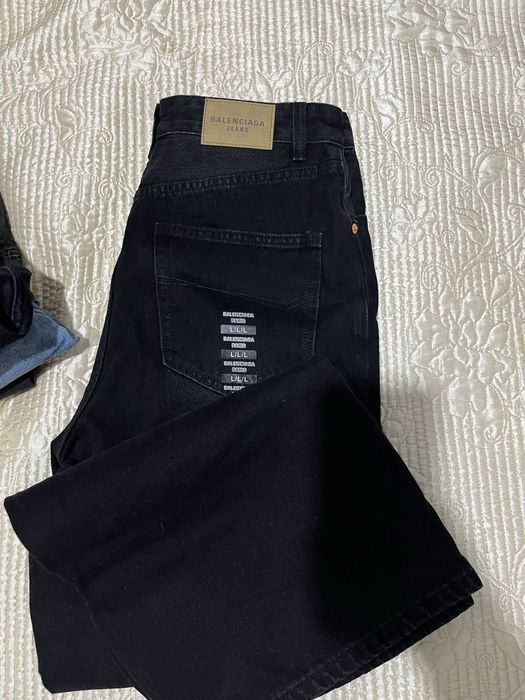 Джинсы по 2000тг каждая