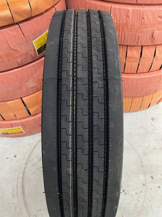 Автошына Maxvind 10.00R20