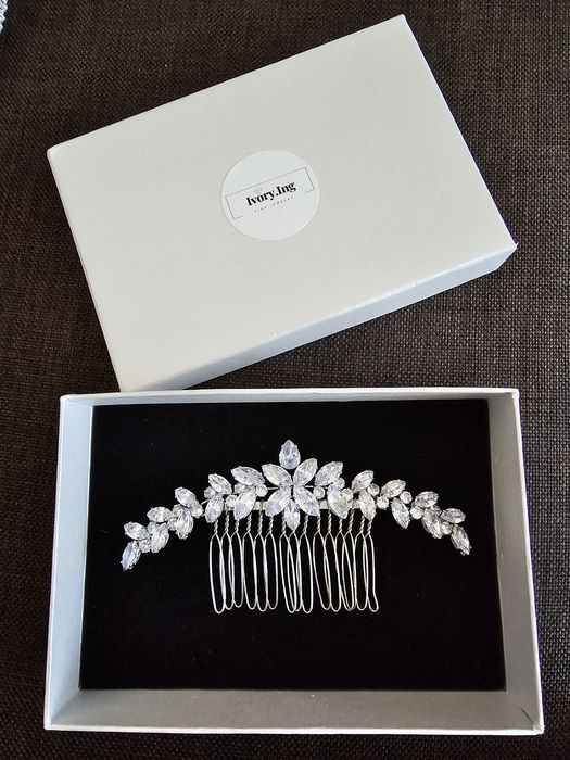 Accesoriu de par