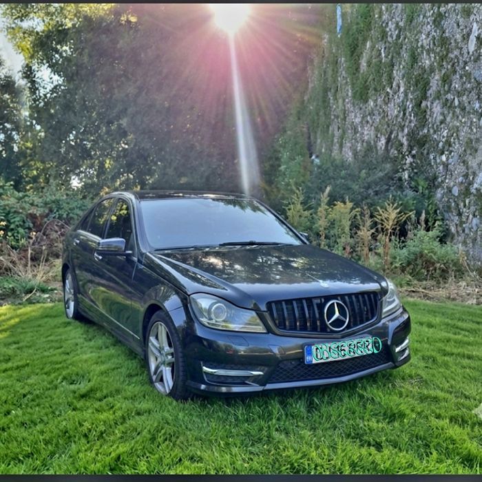 Mercedes C200 W204 Facelift
An Fabricatie 10/2012 
Km reali si verific