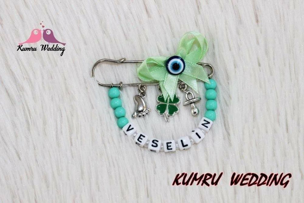 Булавочки - бижу за бебе против уроки