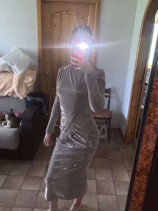 Платье вечерние