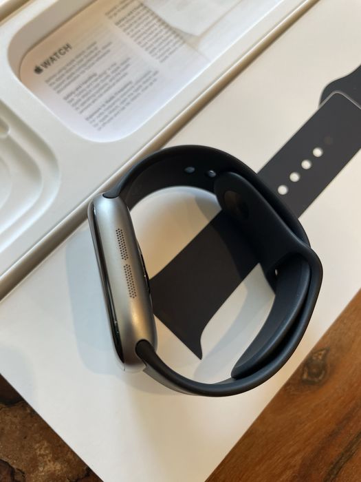 Apple watch 11 42mm GPS