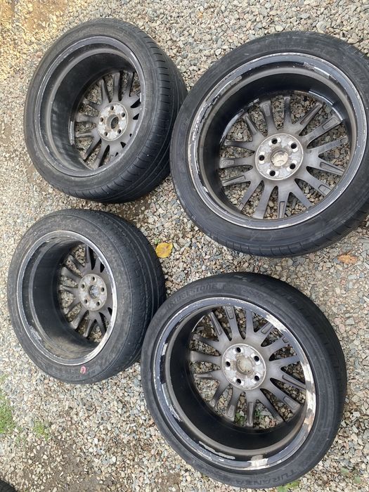 Три штуки оригинальные диски Камри 75. Р19.