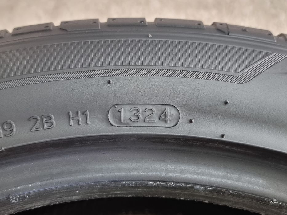 "Dot 24" 235/45/18 Hankooк 2Броя: 170€ 7.8мм