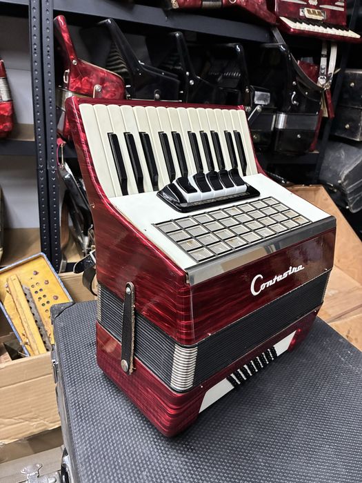 Acordeon nemtesc Contasina cu 40 de basi