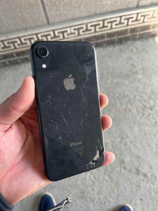 iphone XR сатилади