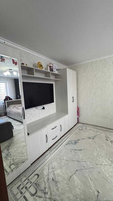 Продам 1 комнатную квартиру. район Достык Молл.