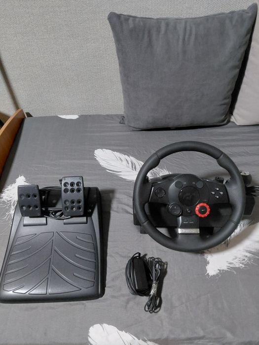 Продам игровой руль