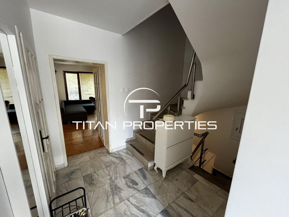 Дава се под наем Къща в Пловдив, Старият град - 159 кв.м за 1100 € - Снимка #3