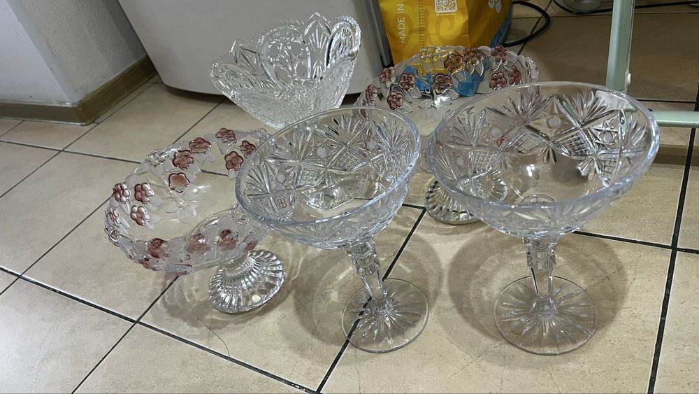 Вазы отдам даром