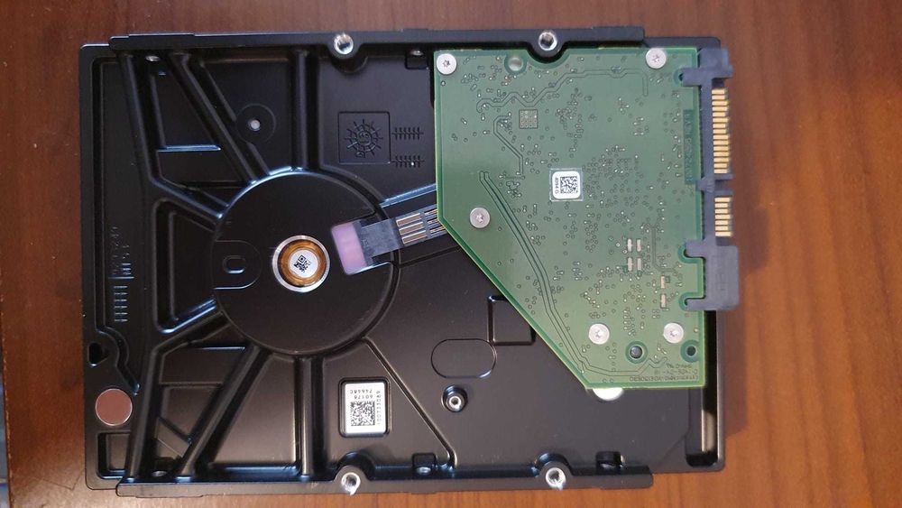 Seagate Desktop HDD – 2TB – 3.5" SATA – funcționează impecabil, test inclus