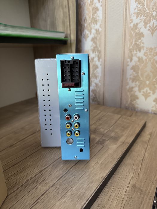 Монитор сотилади фулл комплект