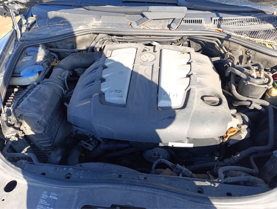 Vw tuareg туарег 3.0TDI дизел на части 224к.с