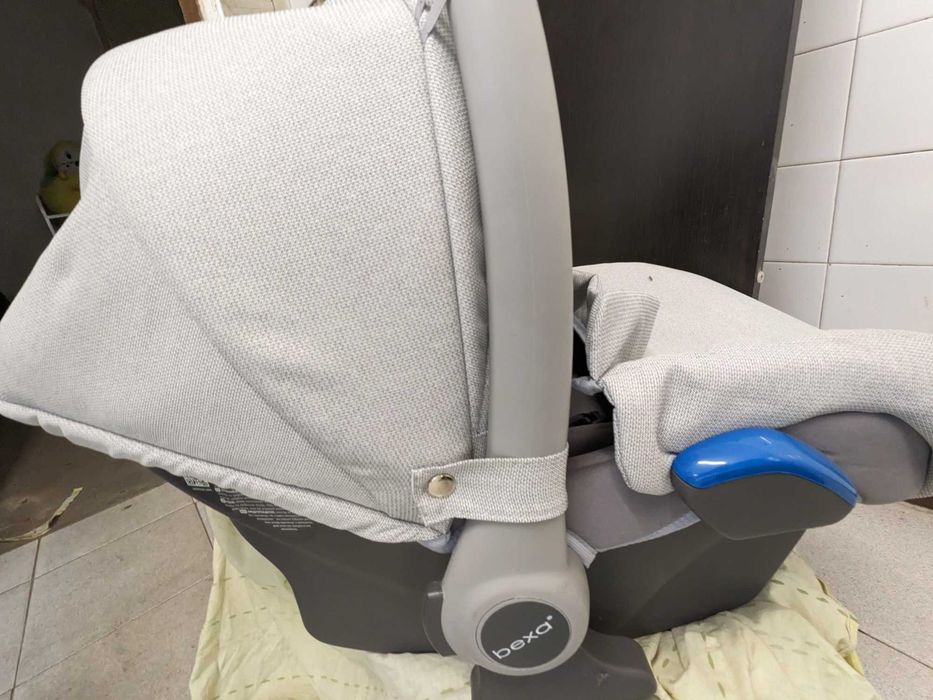 Продавам бебешка количка