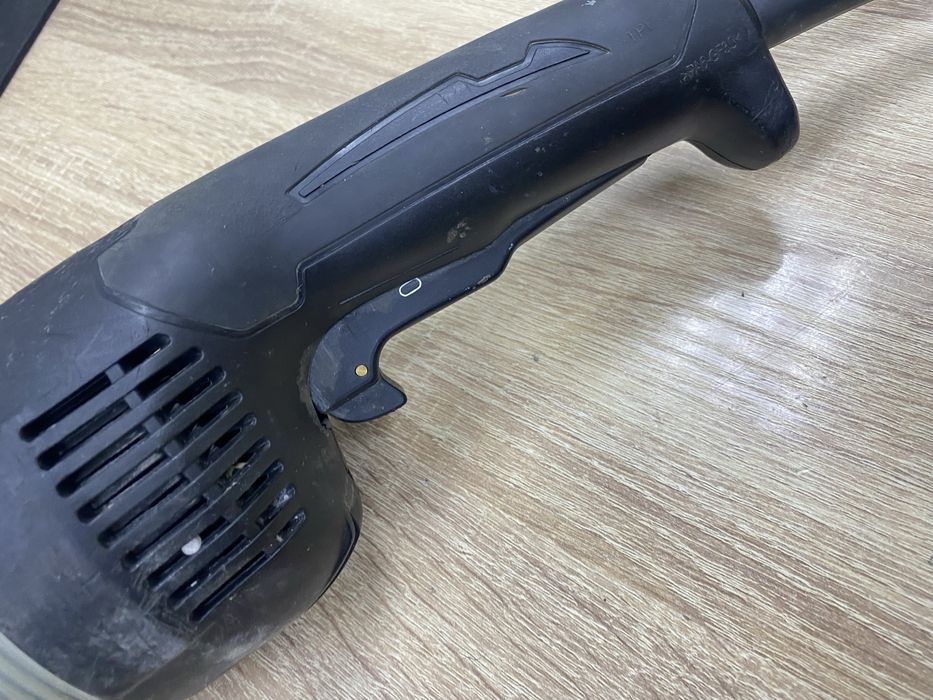 Болгарка Makita GA9080 (Ос14Б)
