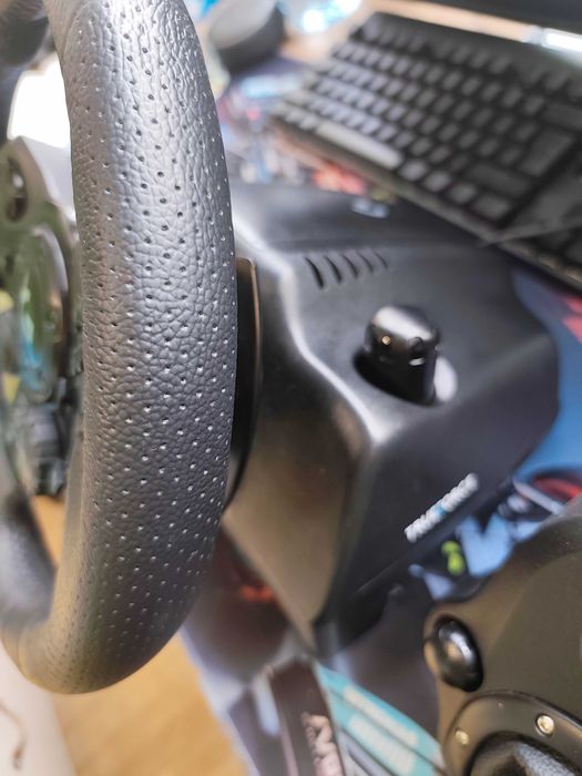 Волан с педали Logitech G923 PS4/PS5/PC + скоростен лост