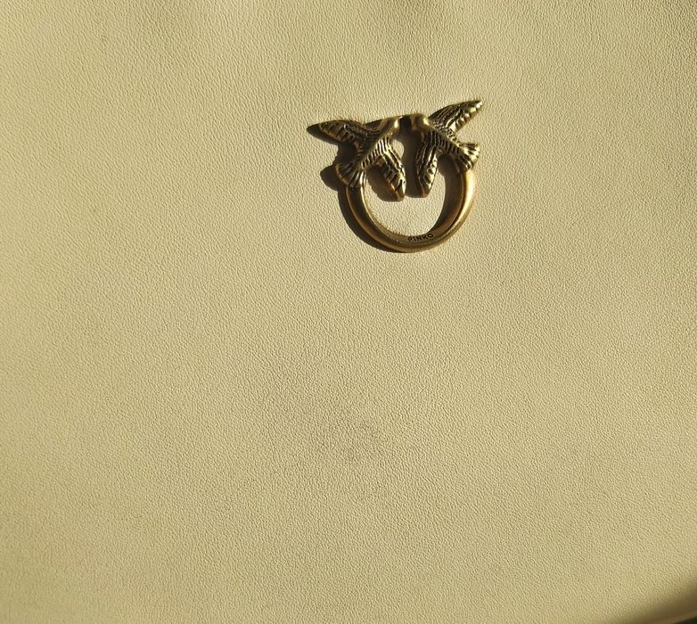 Празнично намаление Чанта Pinko, Пинко