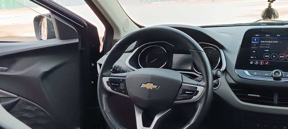 Продается Chevrolet Onix Premier 2 turbo AT PLUS -2024