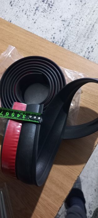 Garnitură ușa garaj