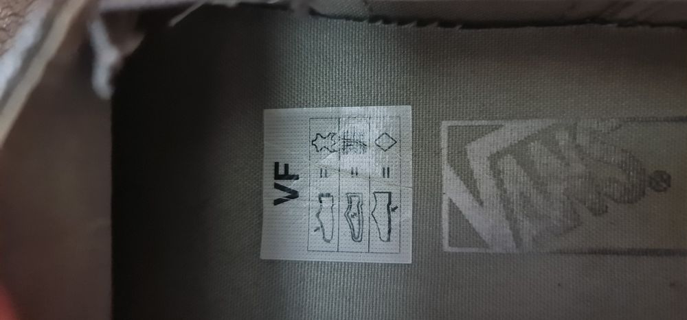 Сникърси Van's естествена кожа