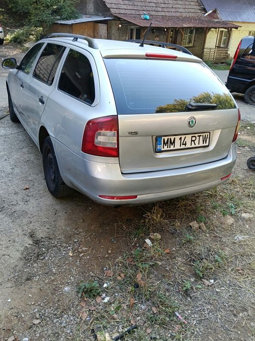 SKODA Octavia 2010 — imagine 3