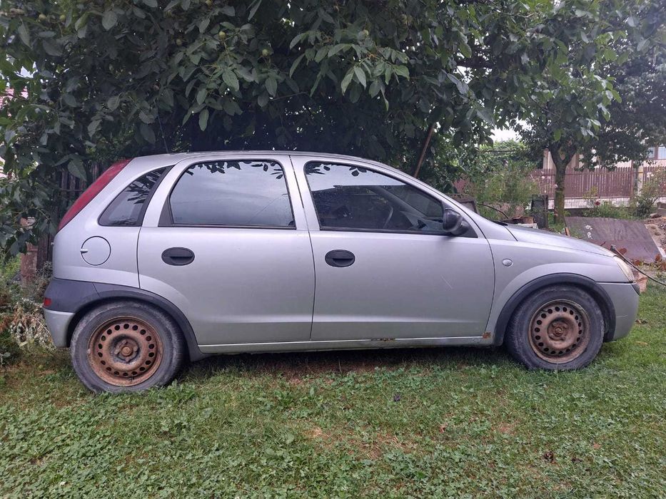Opel Corsa C 2002 1,2 benzina