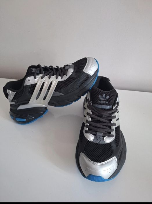 Vand papuci Adidas!!! Marimea 41,5