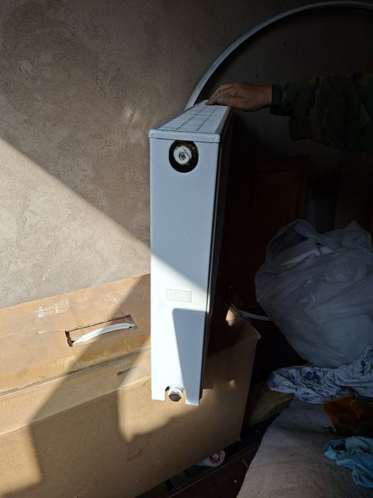 Продам радиатор б/у