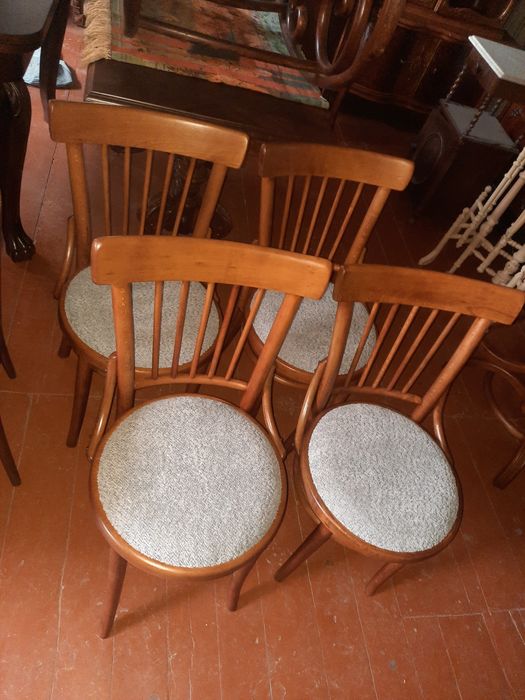Продаются венские стулья после качественной реставрации.
