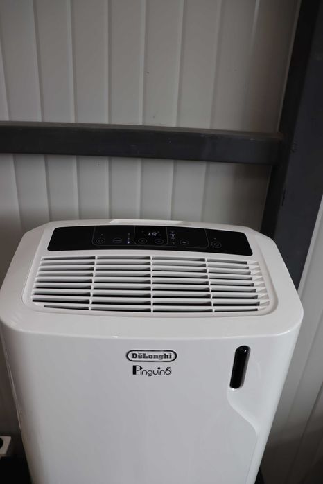 Мобилен климатик De’Longhi 9400 BTU, Клас A