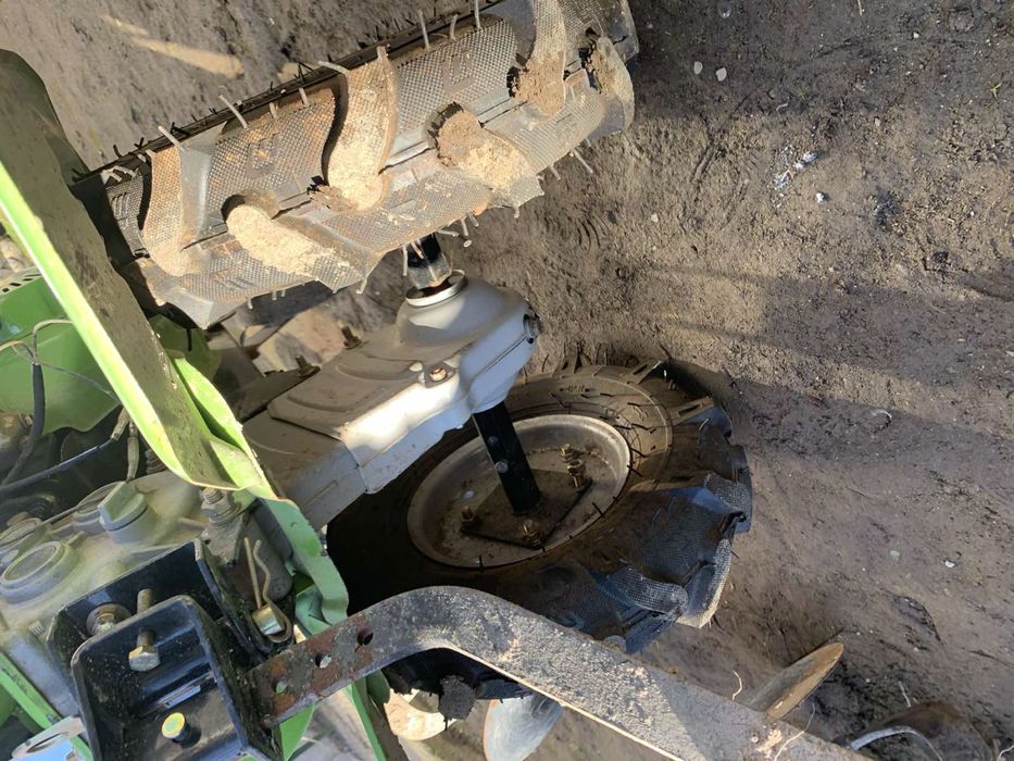 Моторна фреза, 7кс.