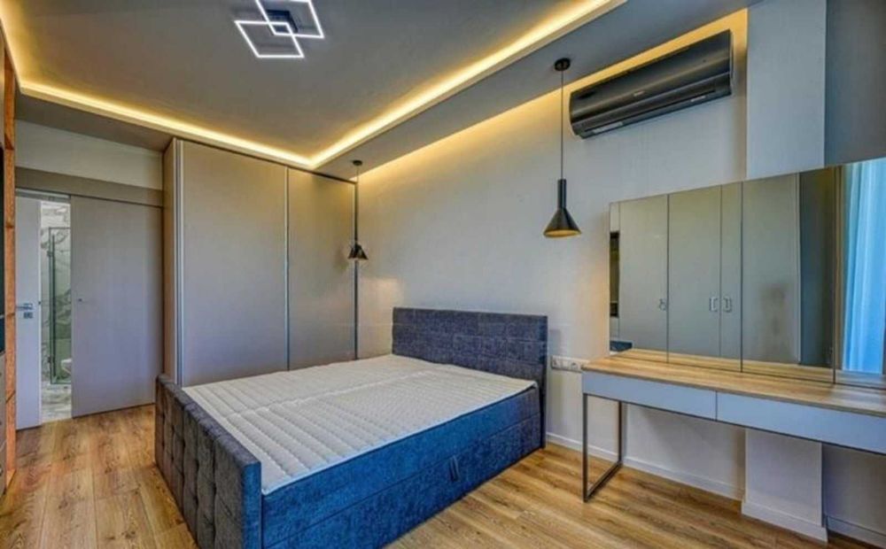 Продава се Тристаен апартамент в София, Банишора - 100 кв.м за 1400 €/кв.м - Снимка #2