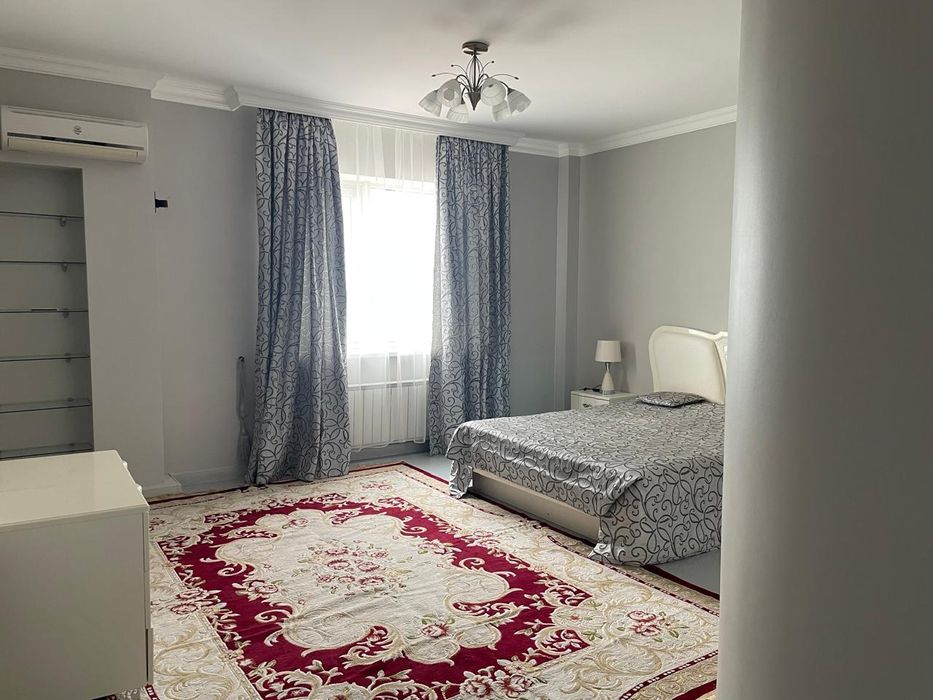 5 бөлмелі квартира сатылады