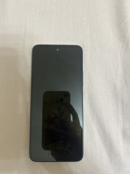 Redmi 12 в черном цвете